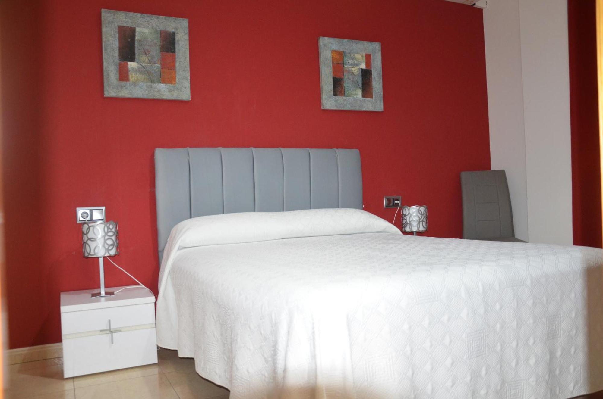 Hostal Mont Royal 알리칸테 외부 사진