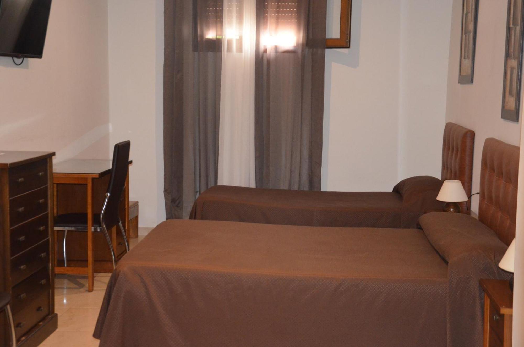 Hostal Mont Royal 알리칸테 외부 사진
