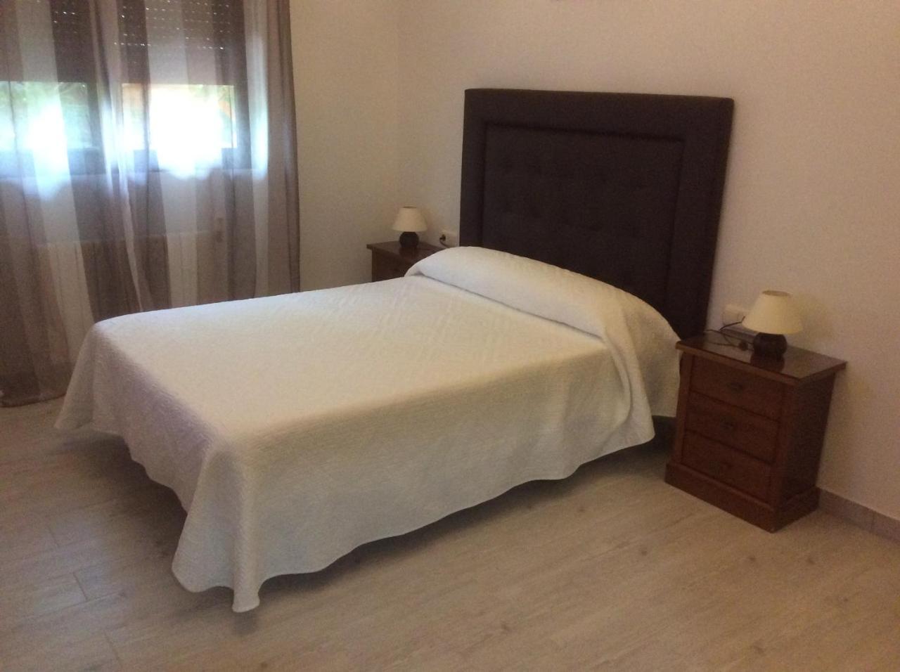 Hostal Mont Royal 알리칸테 외부 사진