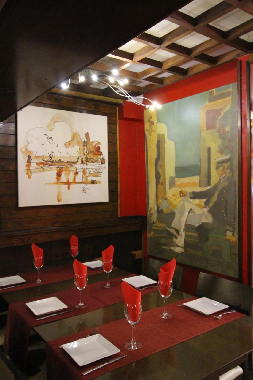 Hostal Mont Royal 알리칸테 외부 사진
